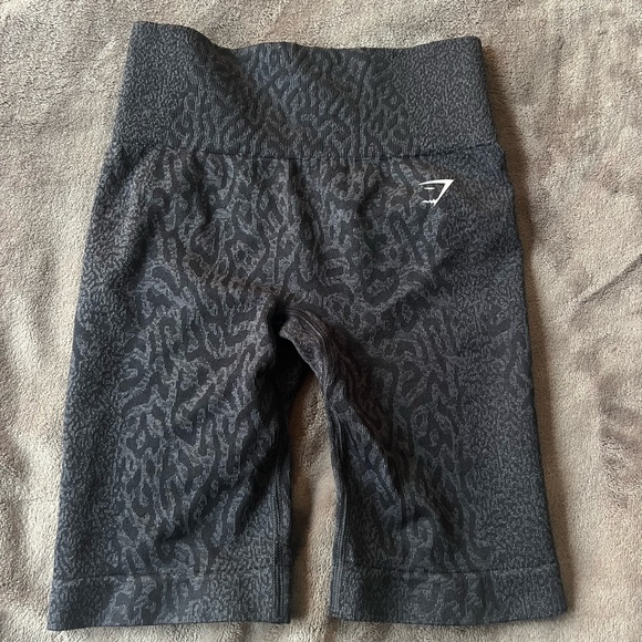 Gymshark Adapt Animal Seamless Cycling Shorts - Picture 3 of 5